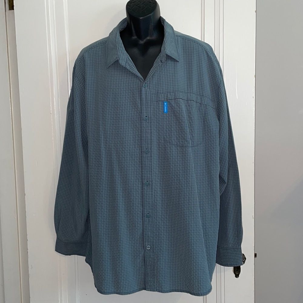 Columbia Sportswear green & black checked shirt